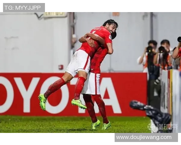 上港与权健足协杯对决前瞻分析及比赛结果预测